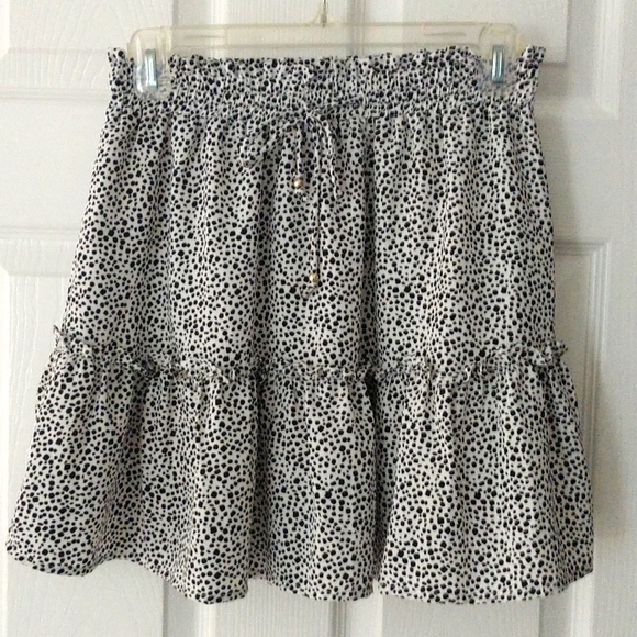 Crescent Dresses & Skirts - Crescent skirt, Small